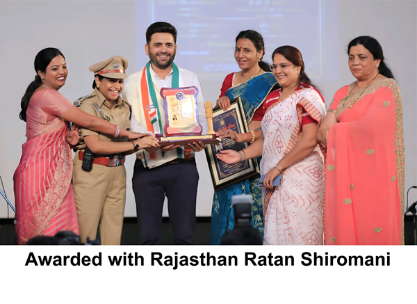 Award-with-Rajsthan-Ratan-Shiromani